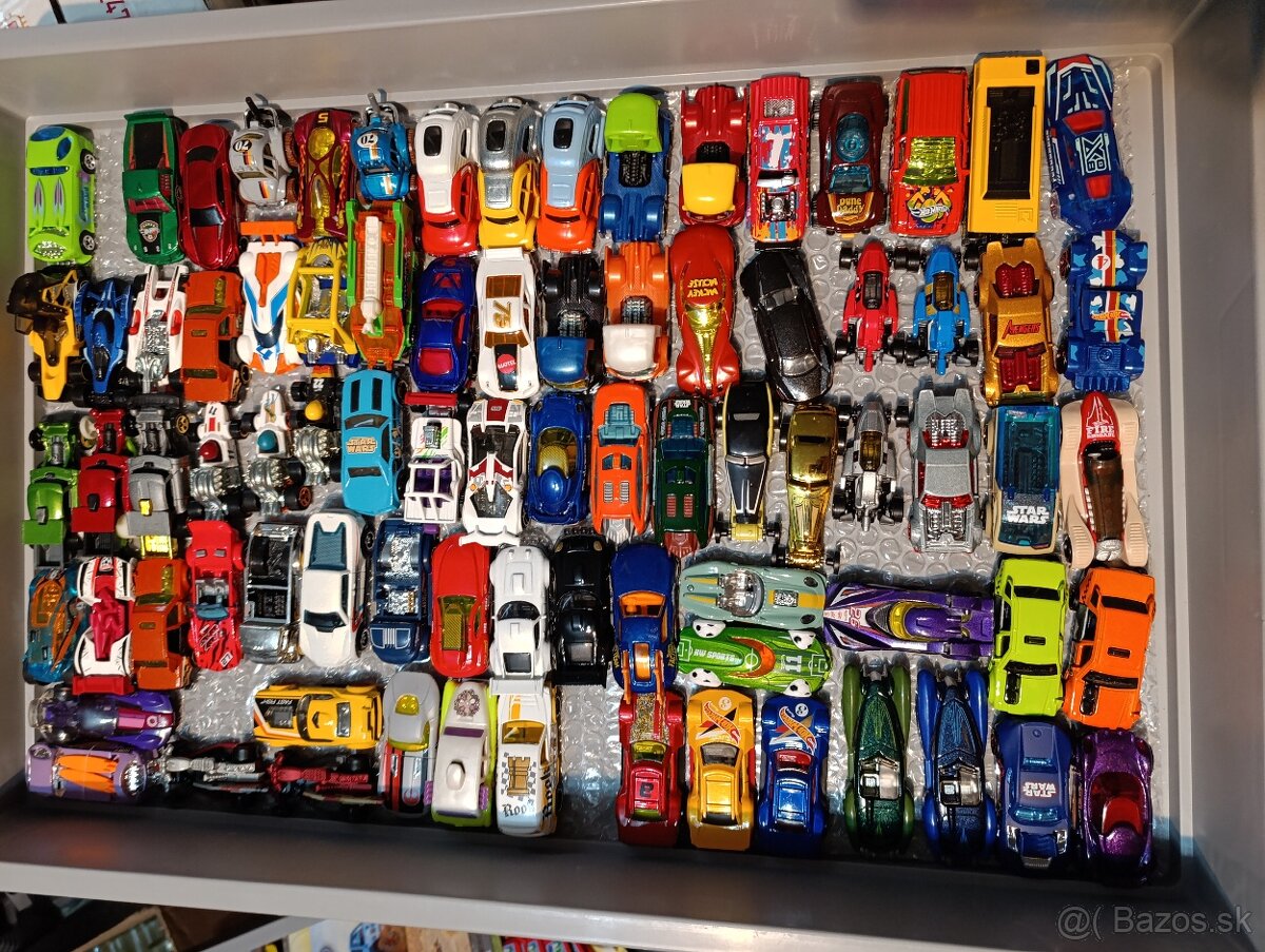 Hot wheels - 3