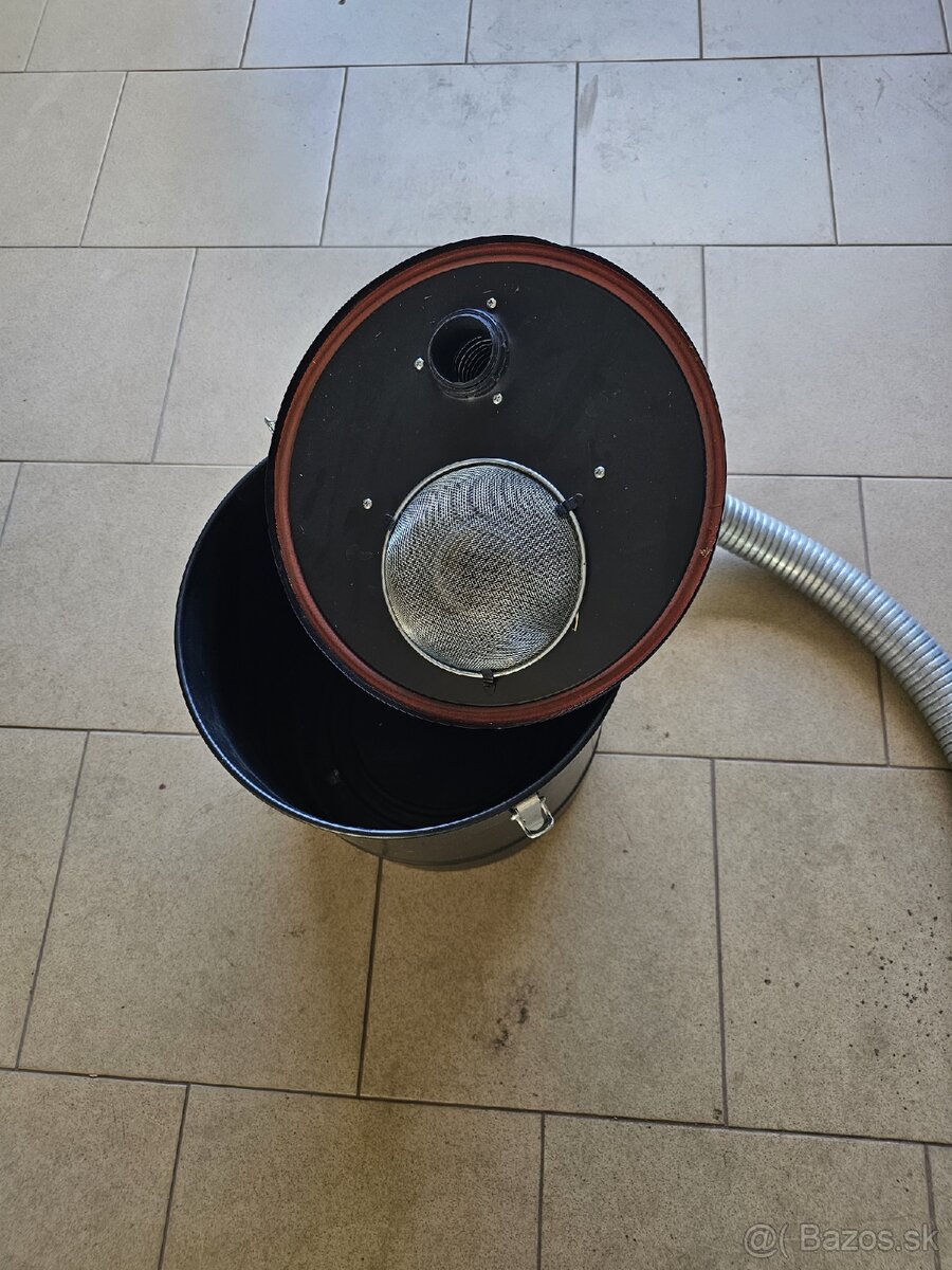 Predám vysávač na popol Karcher - 3