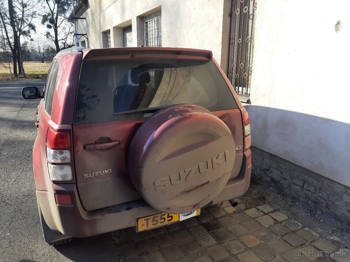 Suzuki Grand Vitara 2,0 i - 3