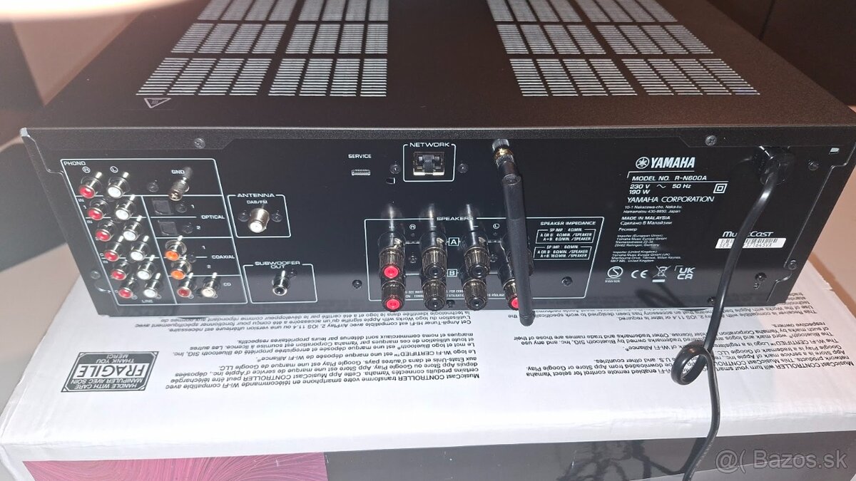 Yamaha R-N600A - 3