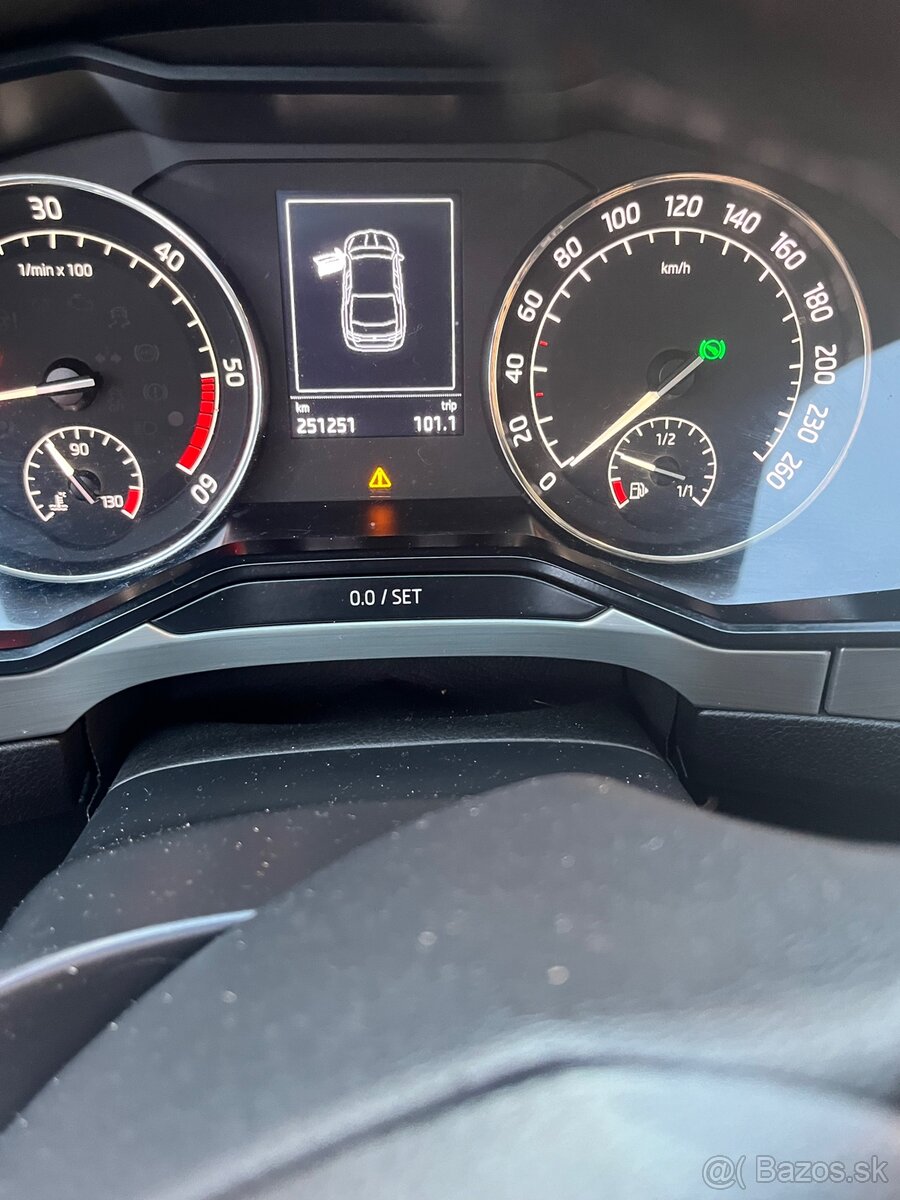 Skoda superb - 3