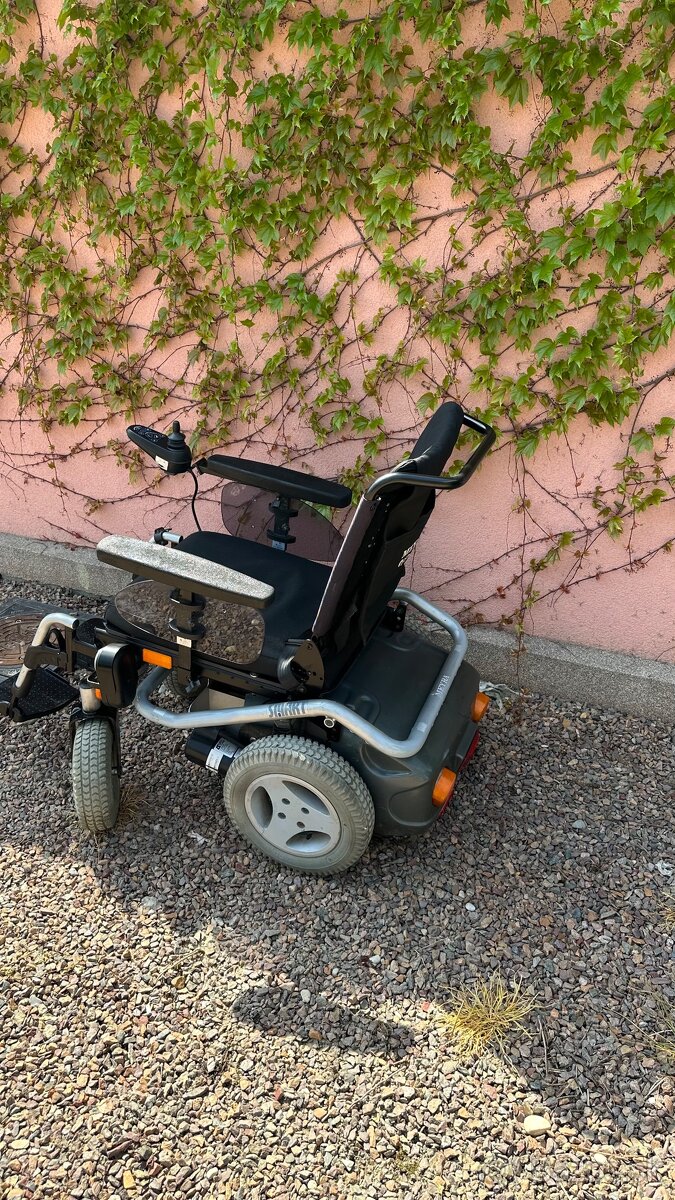 Predam Elektrický invalidní vozík Meyra Smart 906 - 3