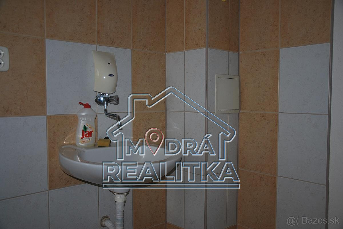 Na predaj samostatné kancelárske priestory v Humennom - 3