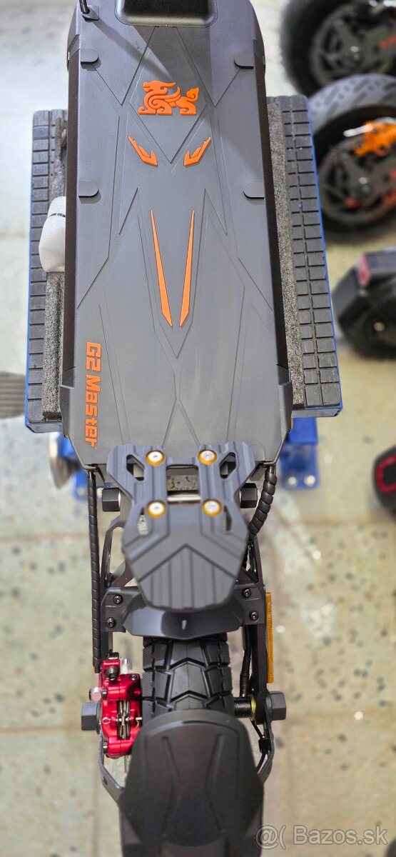 Kukirin G2 Master 6. 2025 s hydraulickými brzdami. - 3