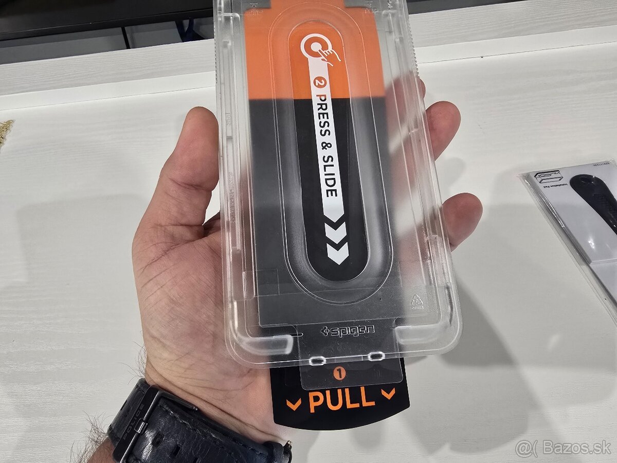 Samsung Galaxy Z Fold 7 kryt + folia Spigen 50e - 3