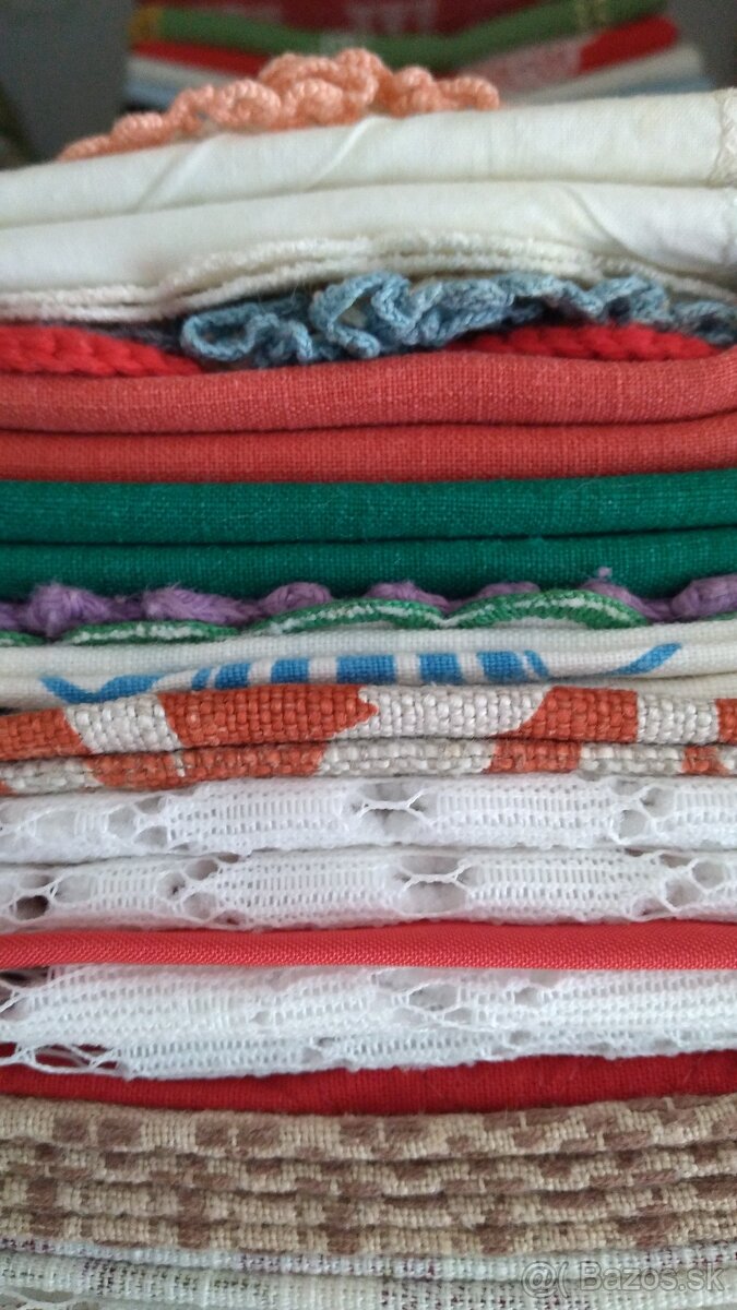 Predám utierky,uteráky,obrusy,dečky,vreckovky,šperky,traky - 3