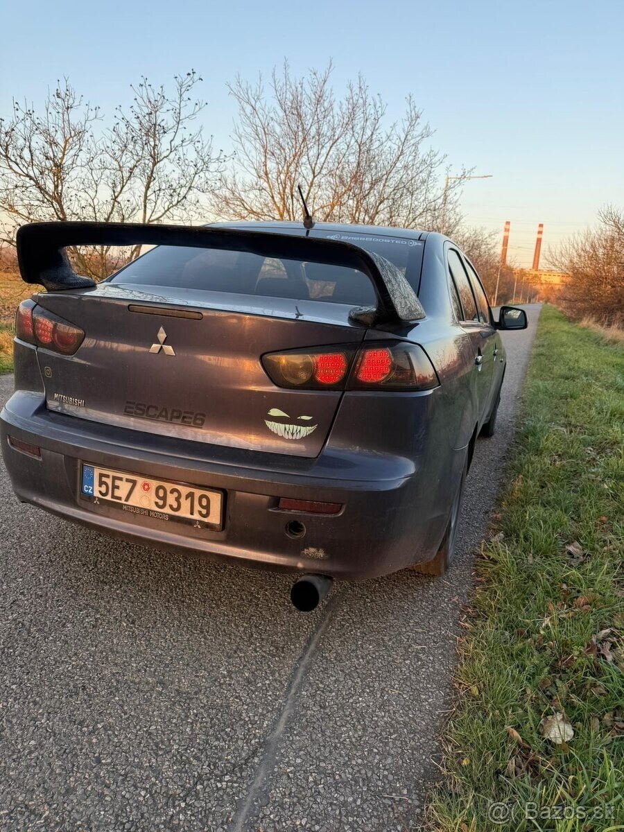 Mitsubishi Lancer 2.0 103 kW - 3