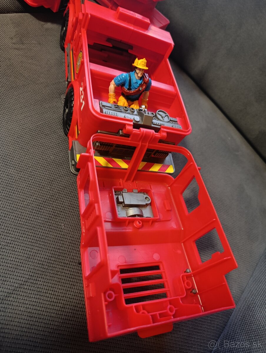 Veľké hasičské auto - 3