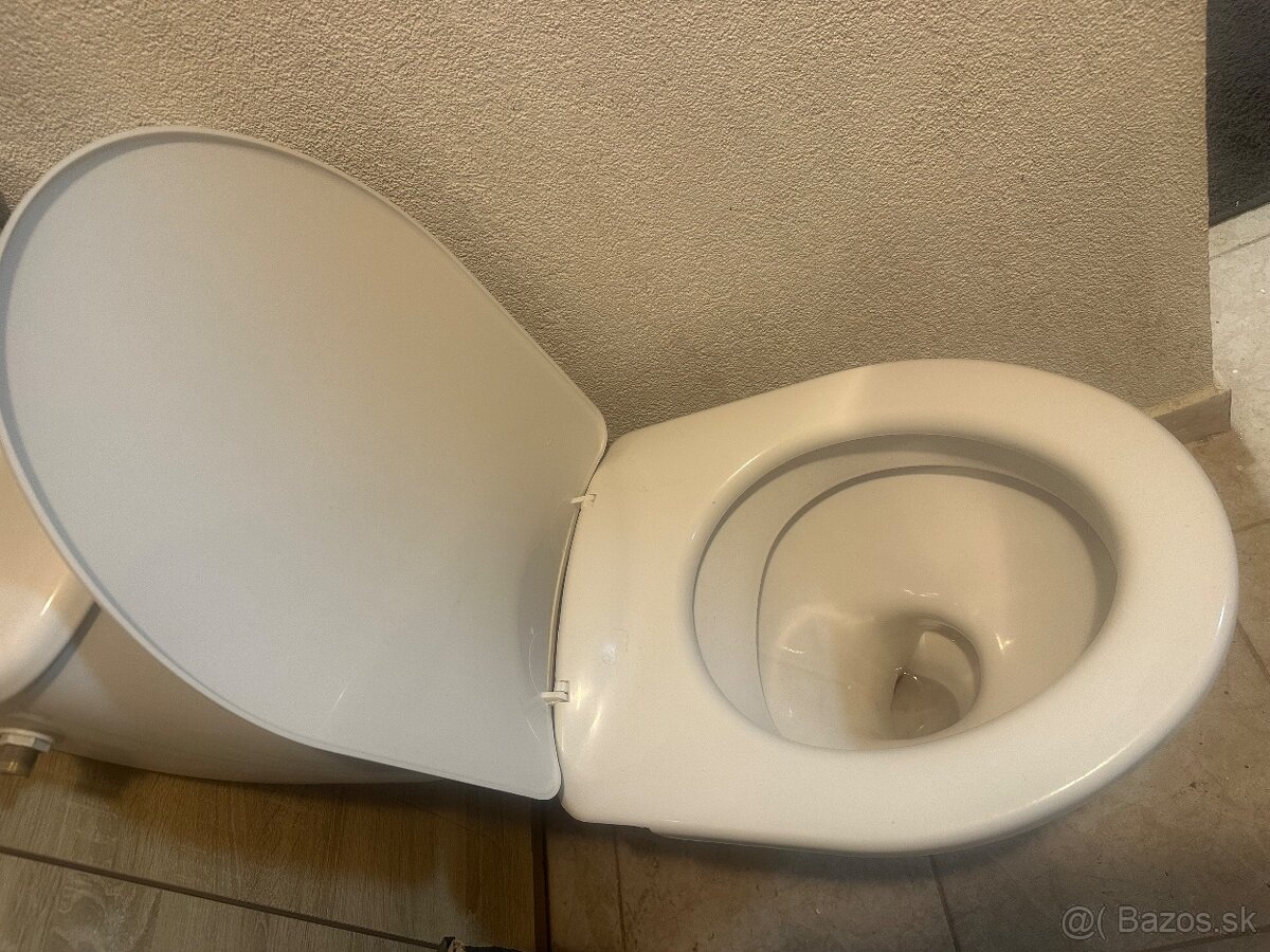 Wc alsókifolyású - 3