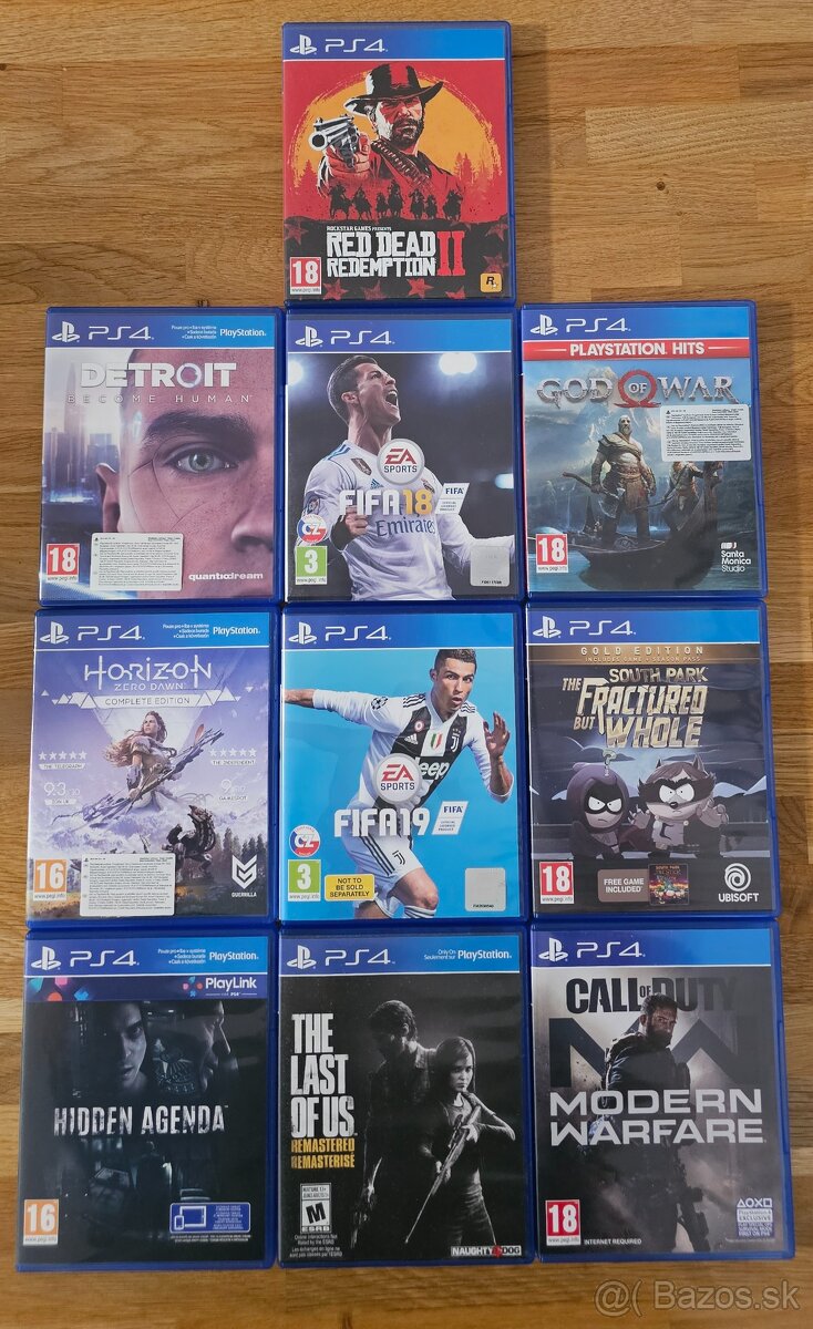 PlayStation 5 + 3 ovládače + PS4 kamera + 10 hier - 3