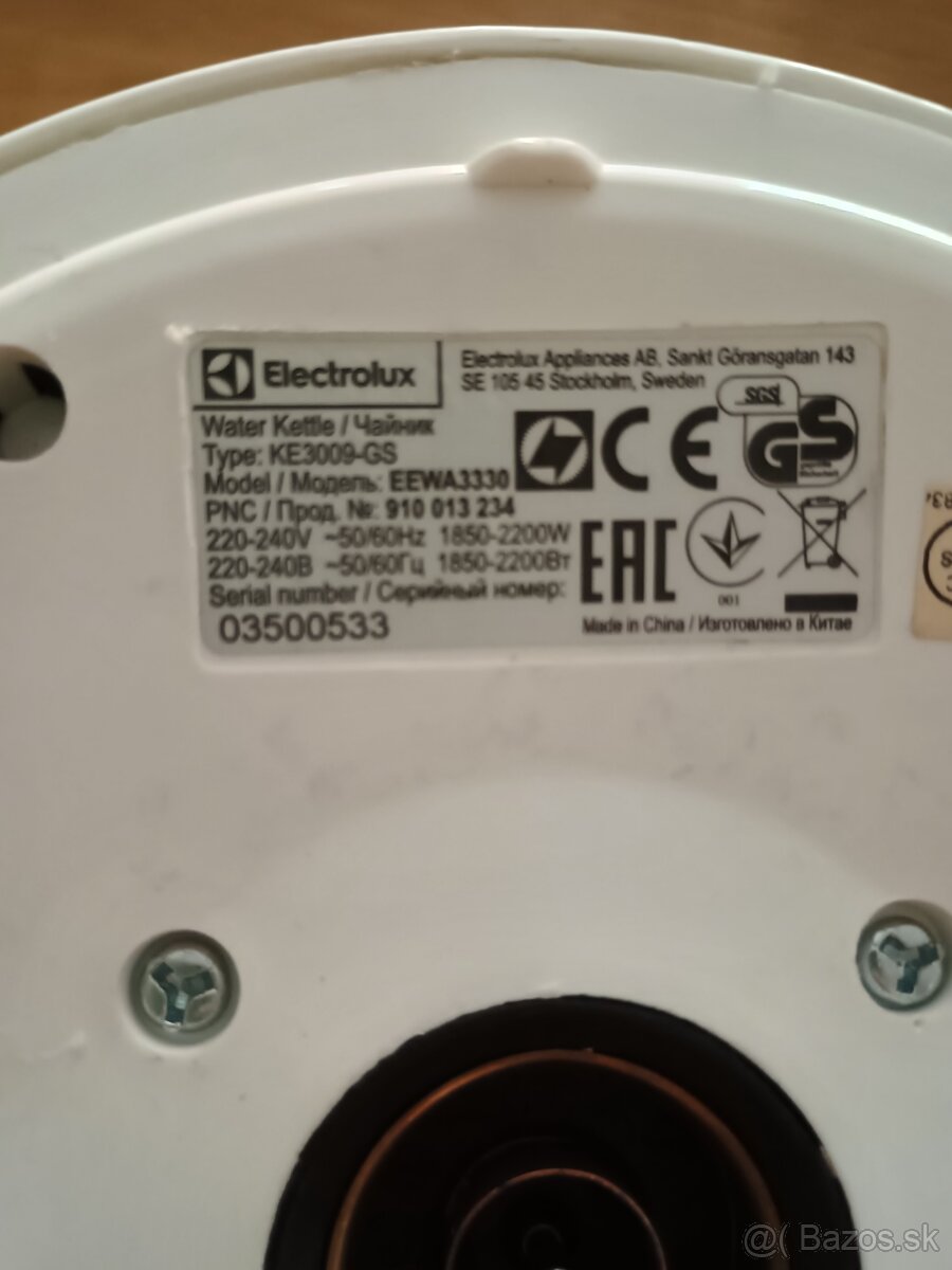 Rýchlovarná kanvica Elektrolux 1,7 L - 3