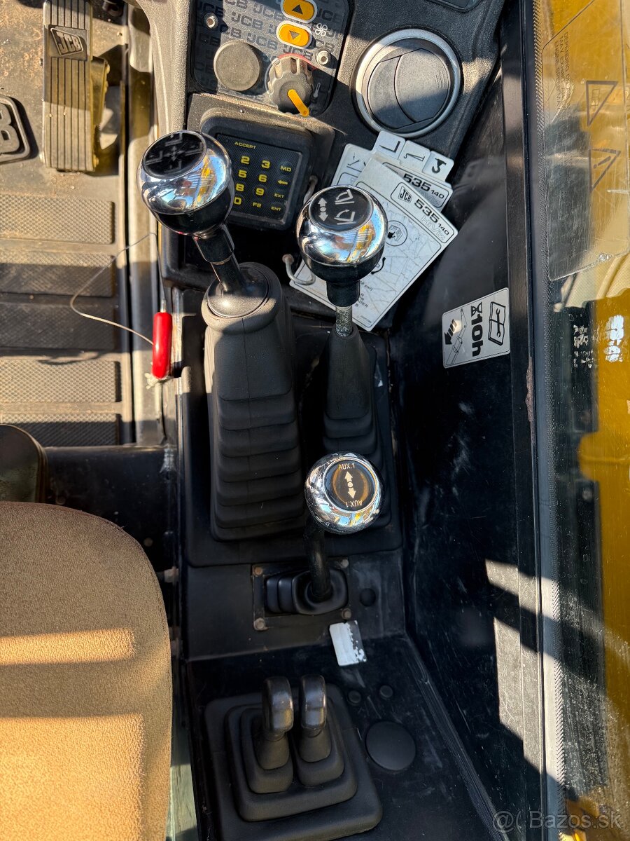 Jcbb 535-140 / 2014 , 3800 hodin - 3