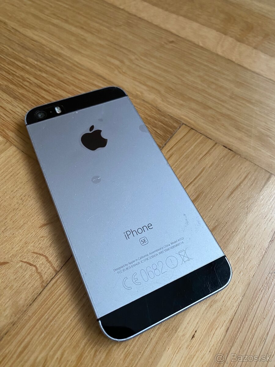 iPhone SE - 3