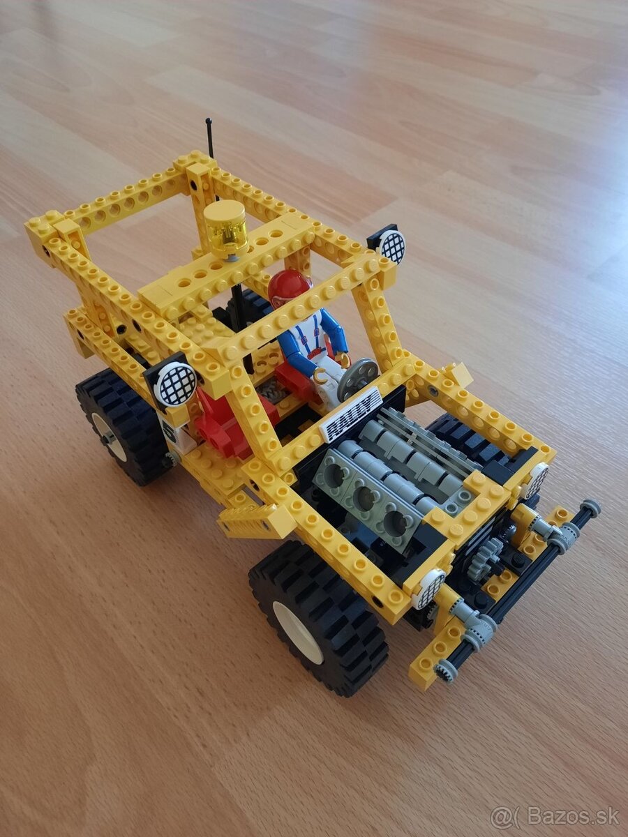 Lego Technic 8850 - Rally Support Truck - 3