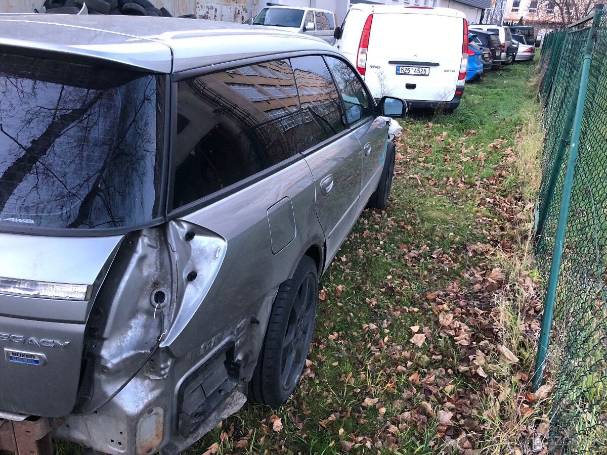 Subaru Legacy 2,0 D 2009 5 manual - 3