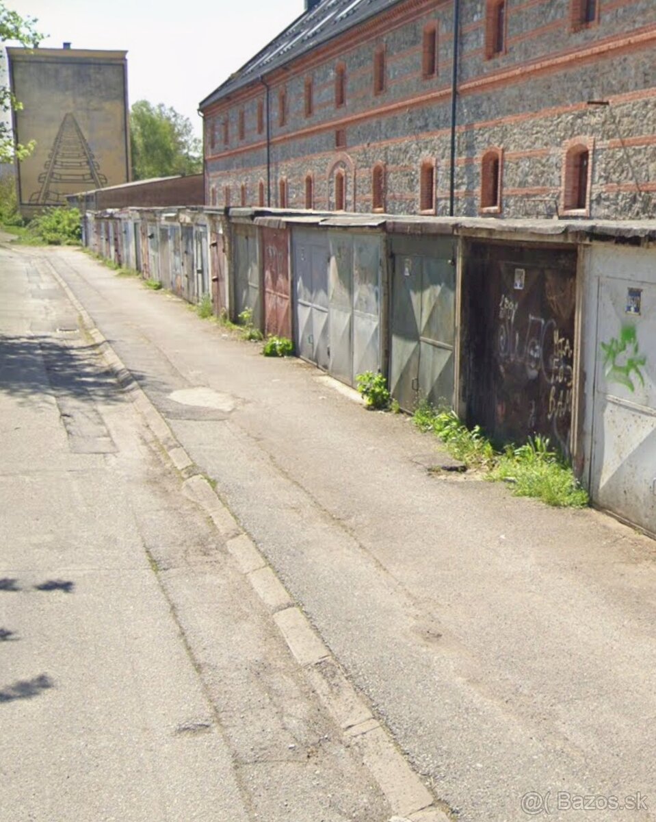 Garaz nedaleko Albeli - 3