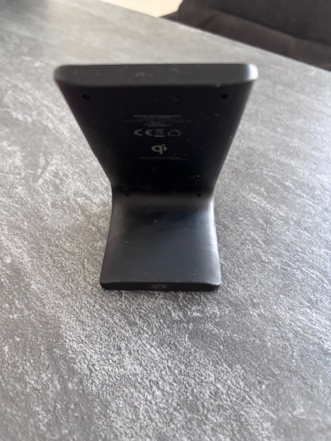 Predam AlzaPower WF210 Wireless Fast Charger - 3