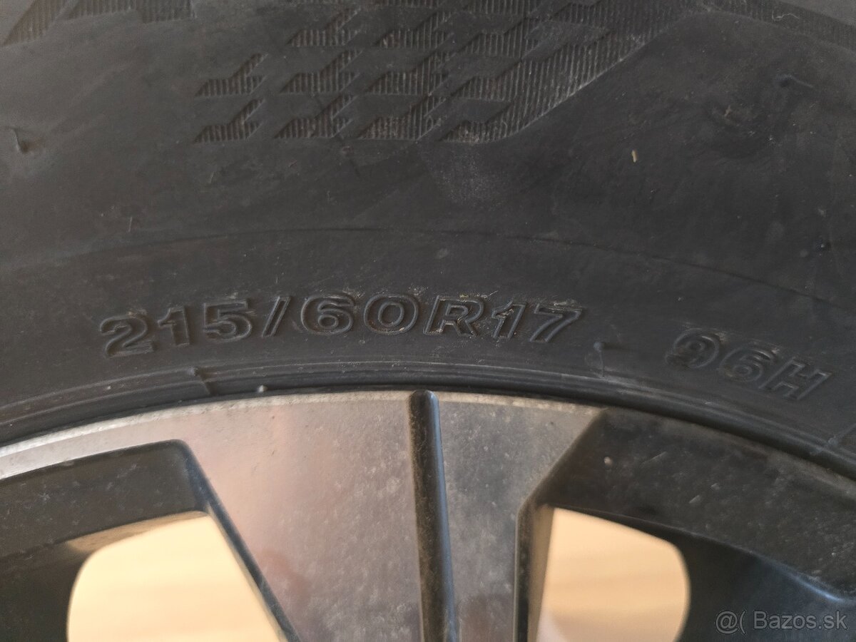 Pneumatika 215/60R17 - 3
