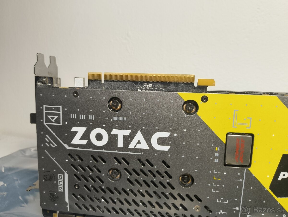 GTX 1070 Ti Zotac Amp extreme - 3