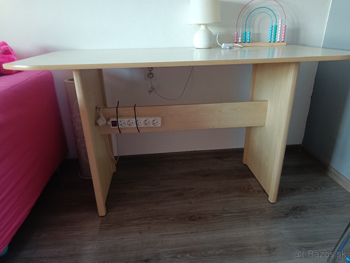 Kancelársky stôl - 3