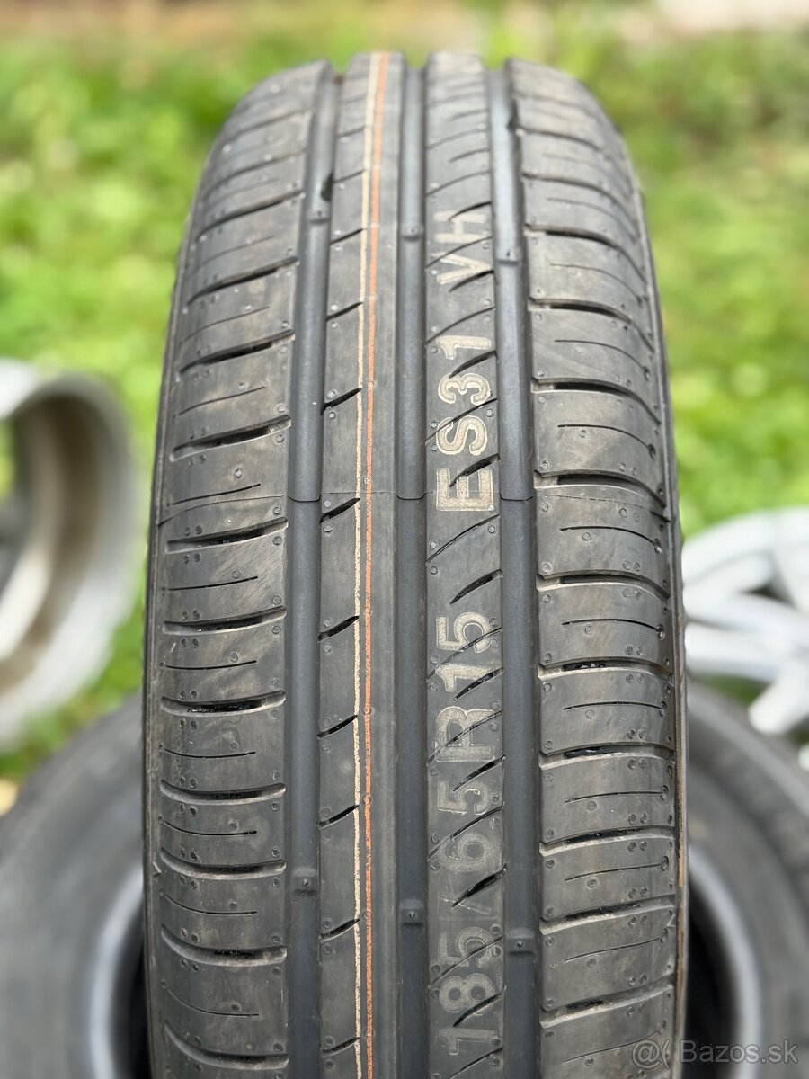 Prodám nové letni pneu Kumho 185/65r15 - 3