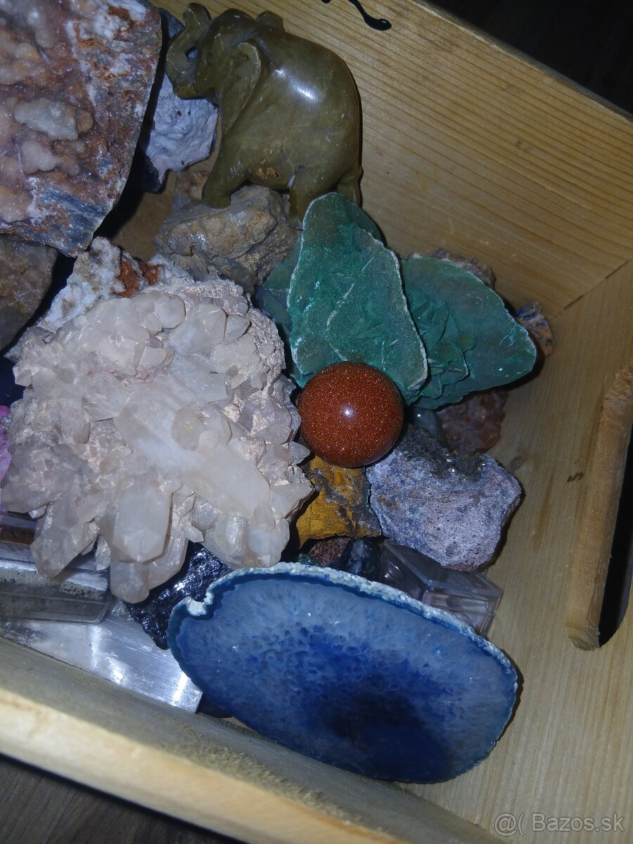 Predám krabicu kryštálov - 3