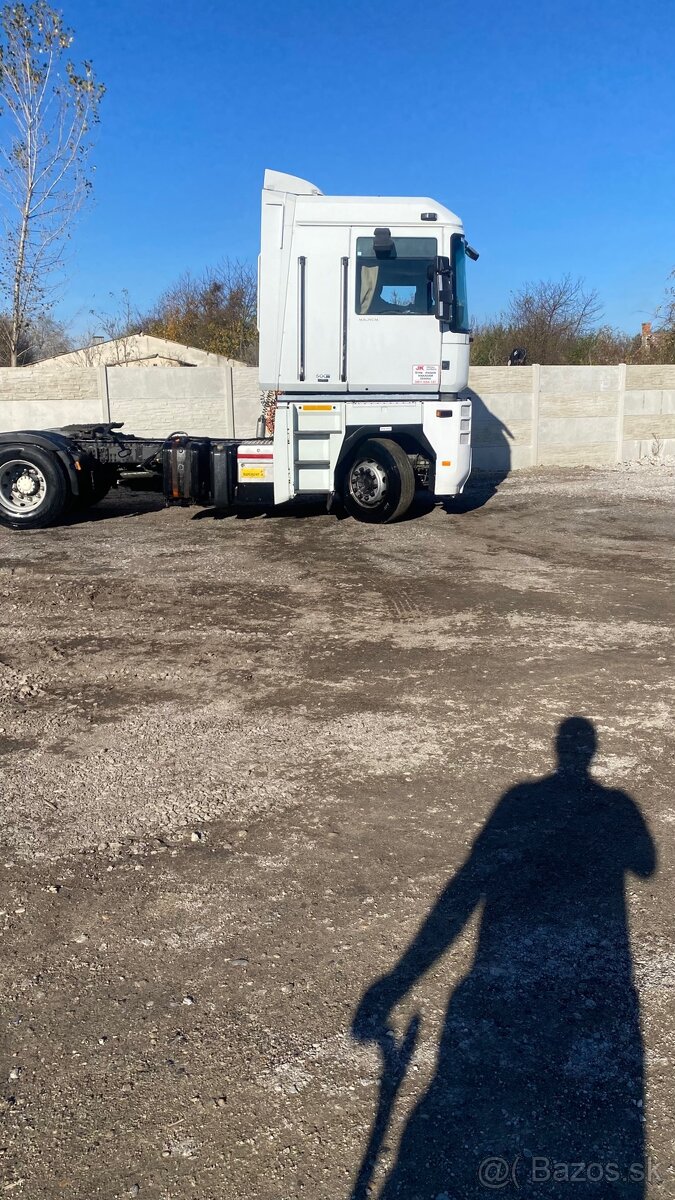 Predám Renault Magnum 500 dxi - 3