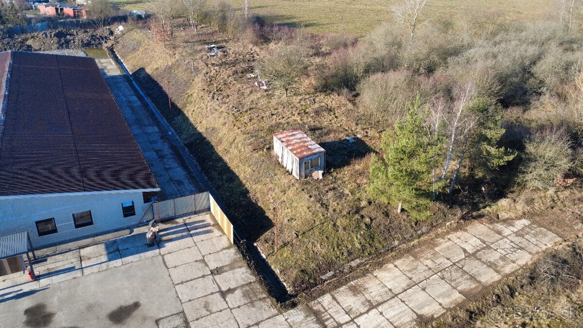 Na predaj stavebný pozemok pre halu - 3