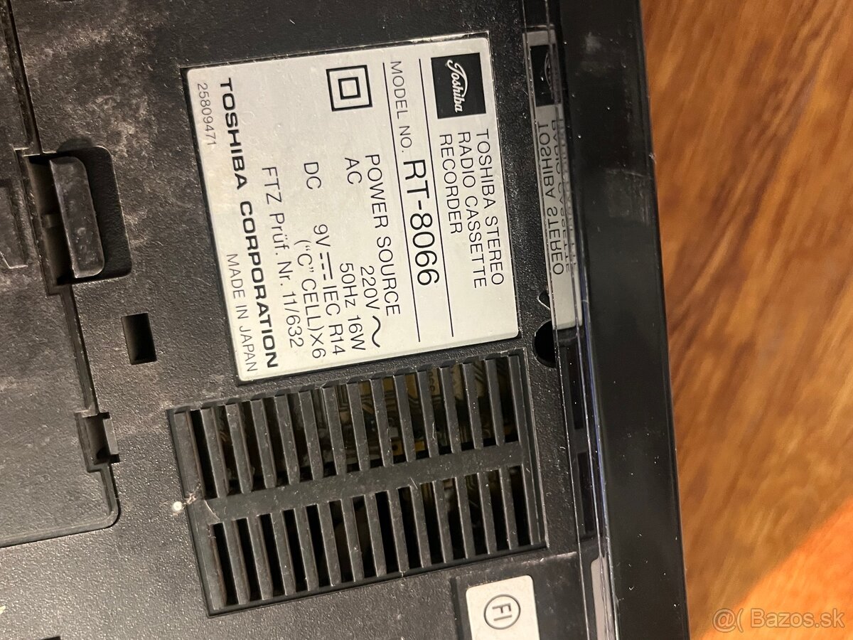 Rádiomagnetofón Toshiba - 3