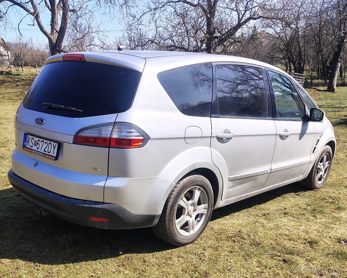 Predám Ford S-max 2.0tdci automat - 3