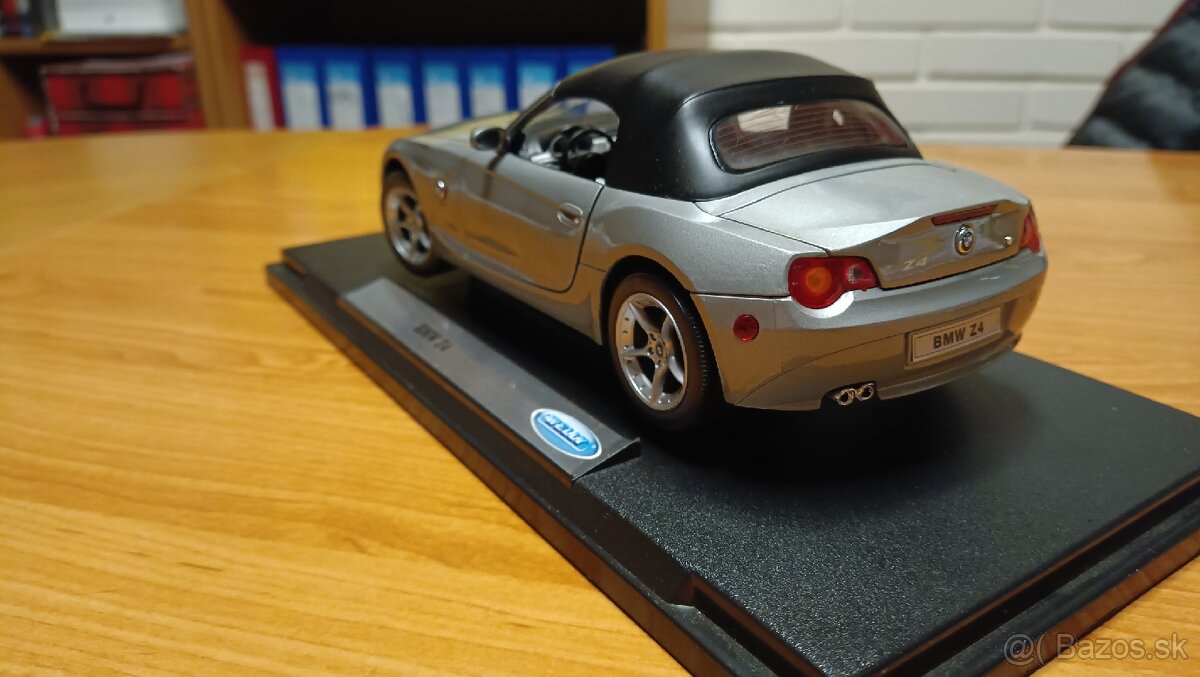 BMW Z 4 výrobca /WELLY/ - 3