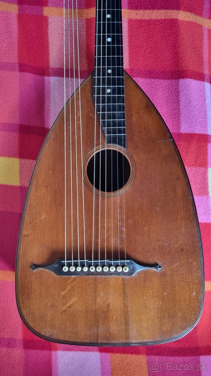 Celomasivní hudební nástroj - 3