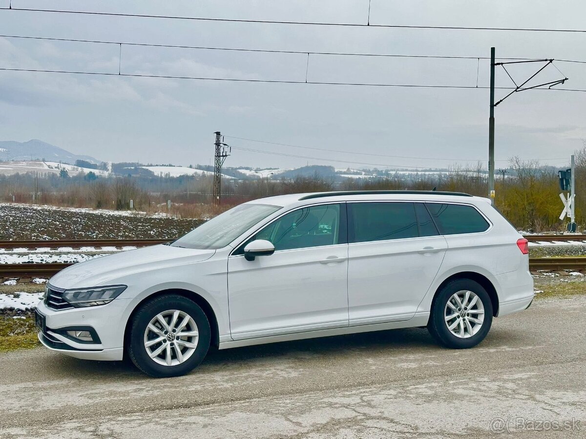 Volkswagen Passat Variant (Combi) EVO Elegance - 3