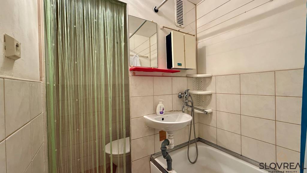 SLOVREAL - prenájom 1 izbový byt Žiar nad Hronom - 3