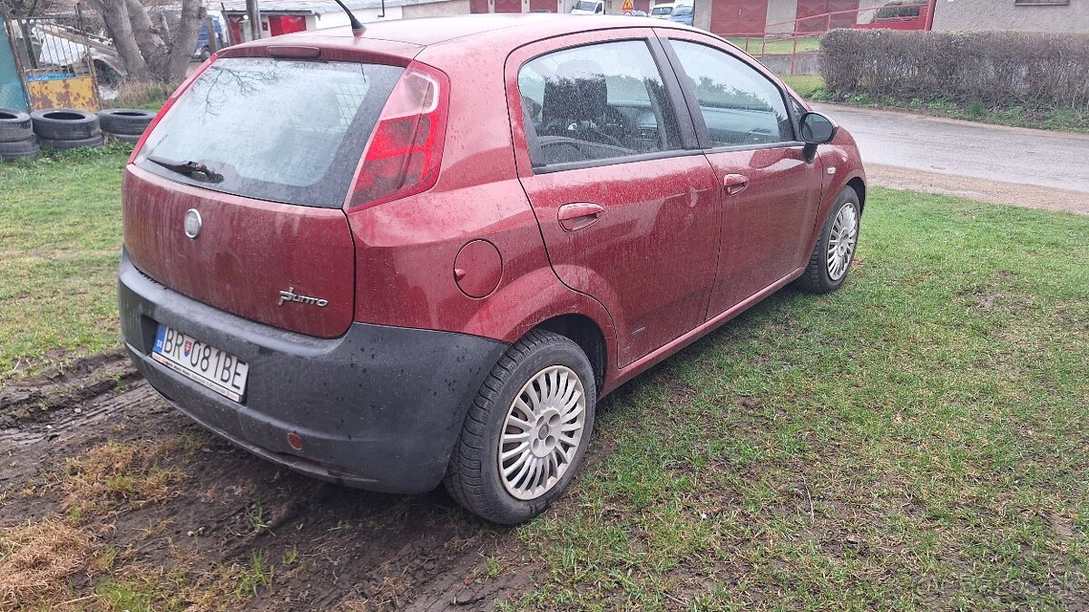 Fiat Grande Punto 1.2 benzin manual rok 2008 - 3