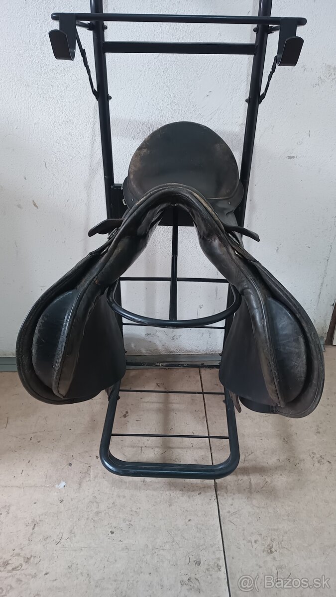 Kožené skokové sedlo KENT LEATHER (Made in England) – 17,5" - 3