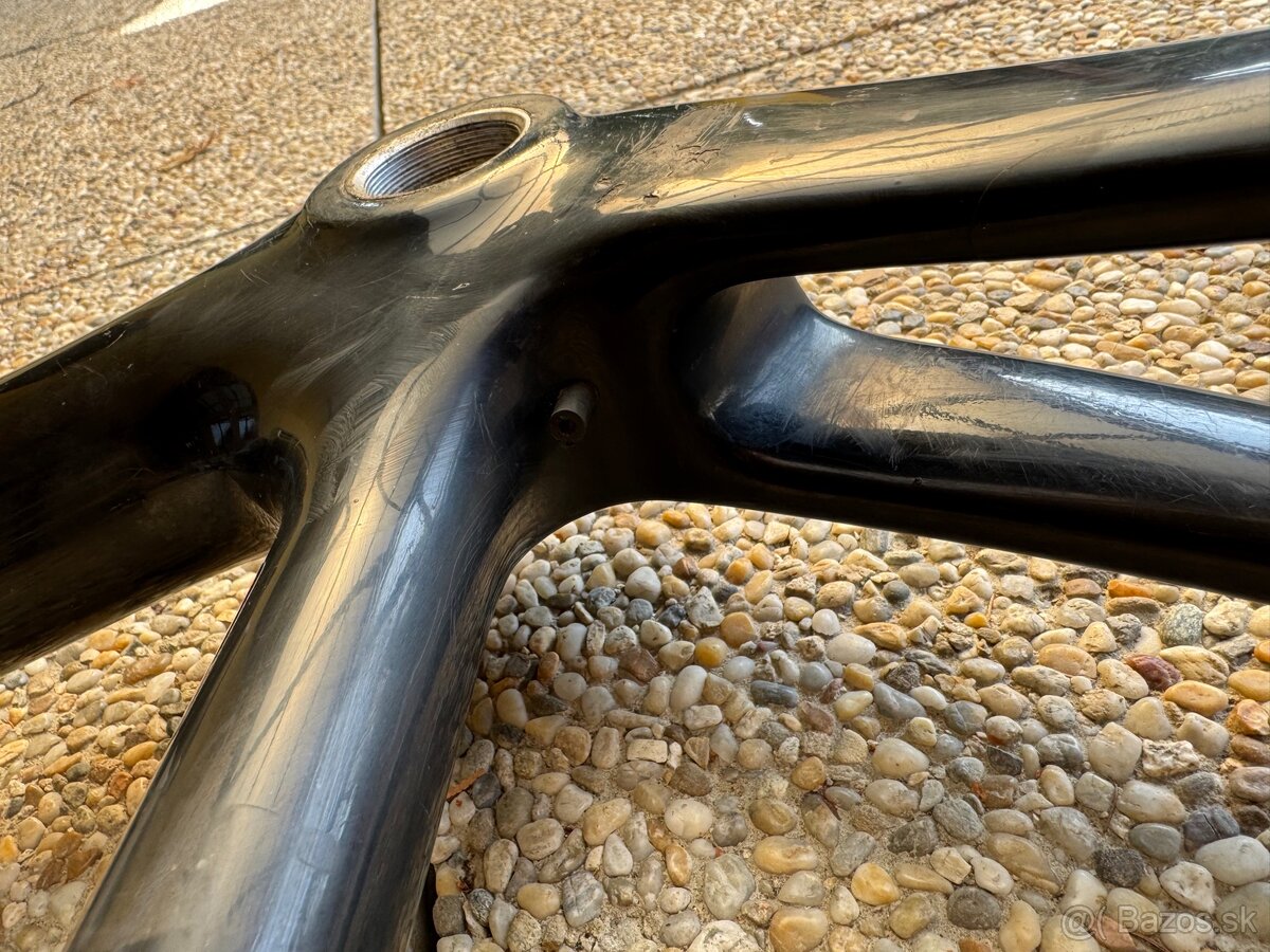 Karbonová rámová sada veľkosť L - 3