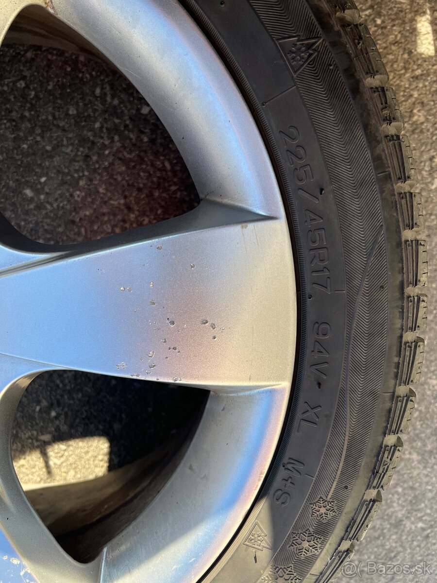 Skoda Octavia kolesa 225/45 R17 - 3