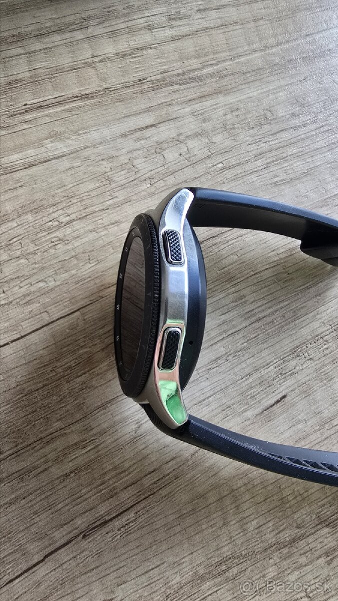 Predám hodinky Samsung galaxy watch - 3