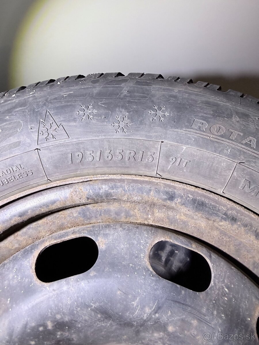 195/65/15 - 3