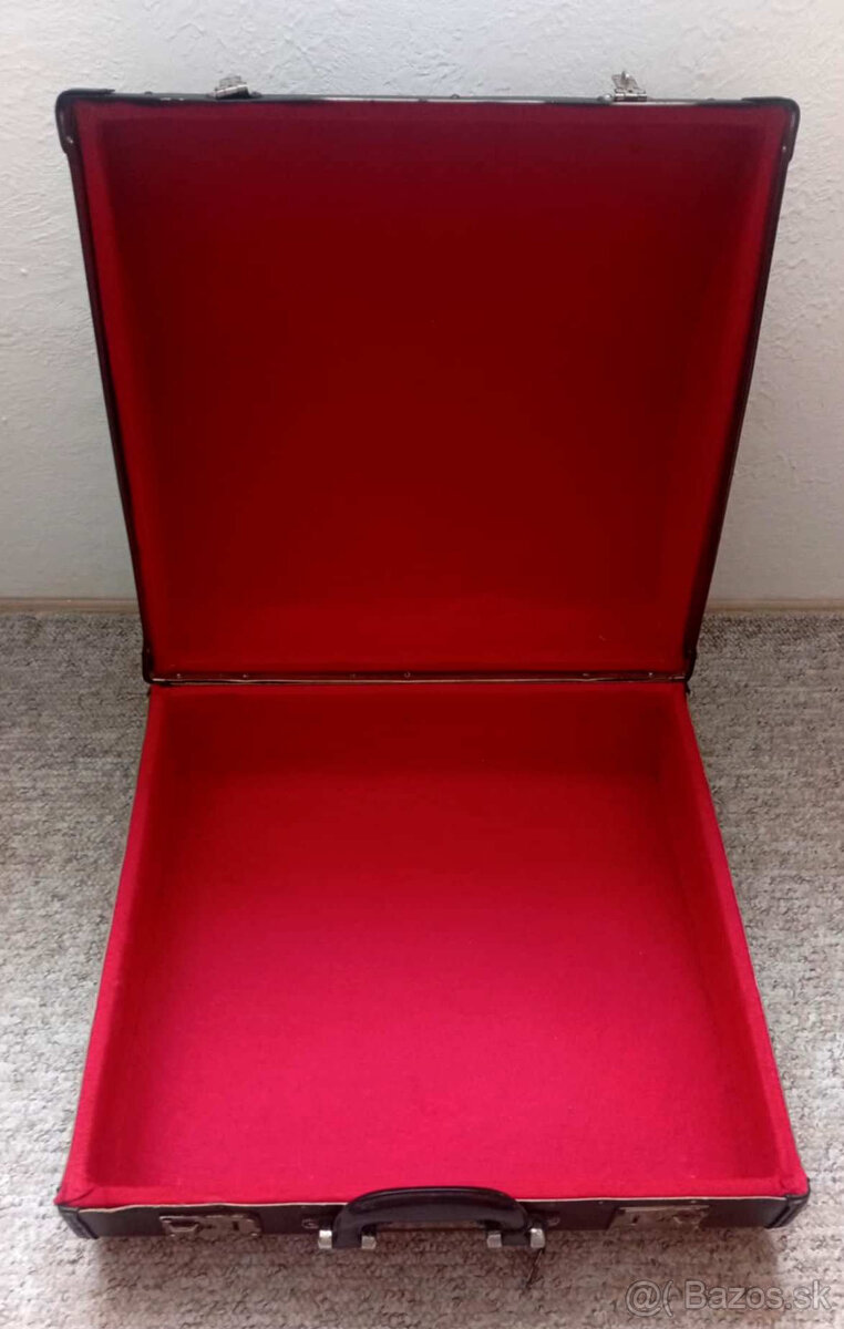 Kufrik na akordeon - 3