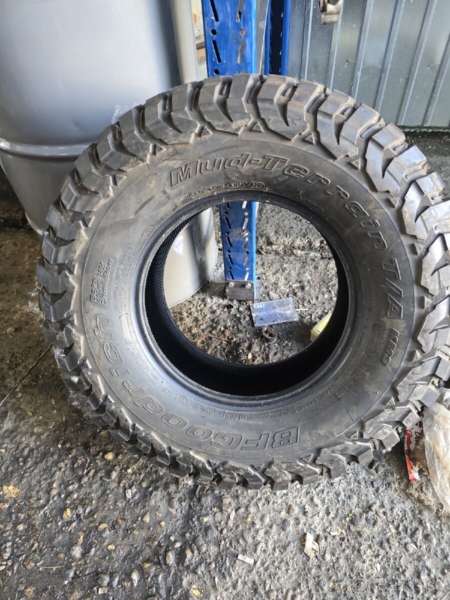 1KS nová 285/75R16 - 3
