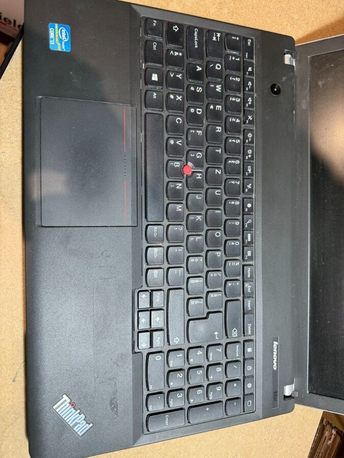 Predám notebook Lenovo e531 na diely alebo na opravu. - 3