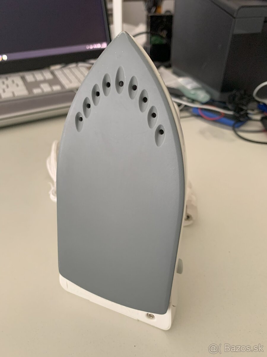 Cestovná naparovacia žehlička Philips Caravelle - 3