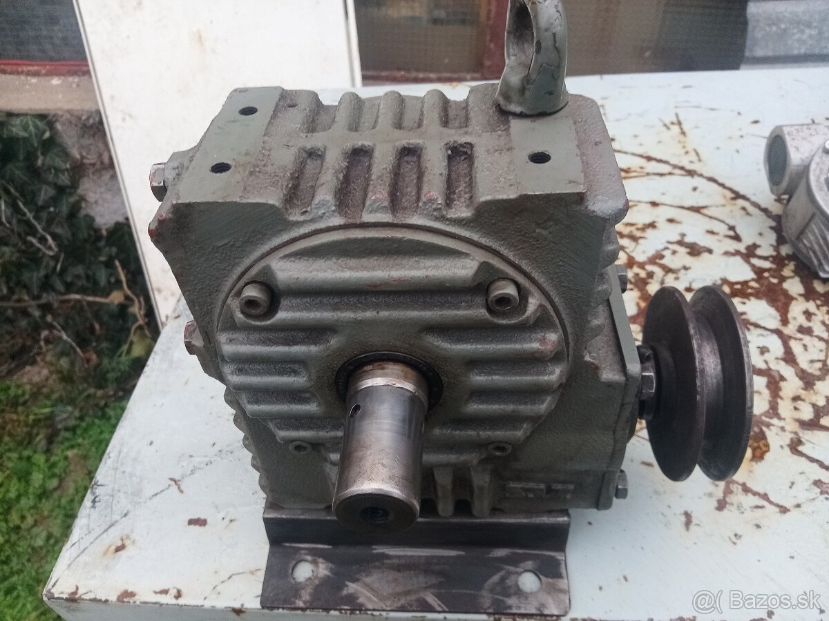 Snekova prevodovka 1:31,5 - 3