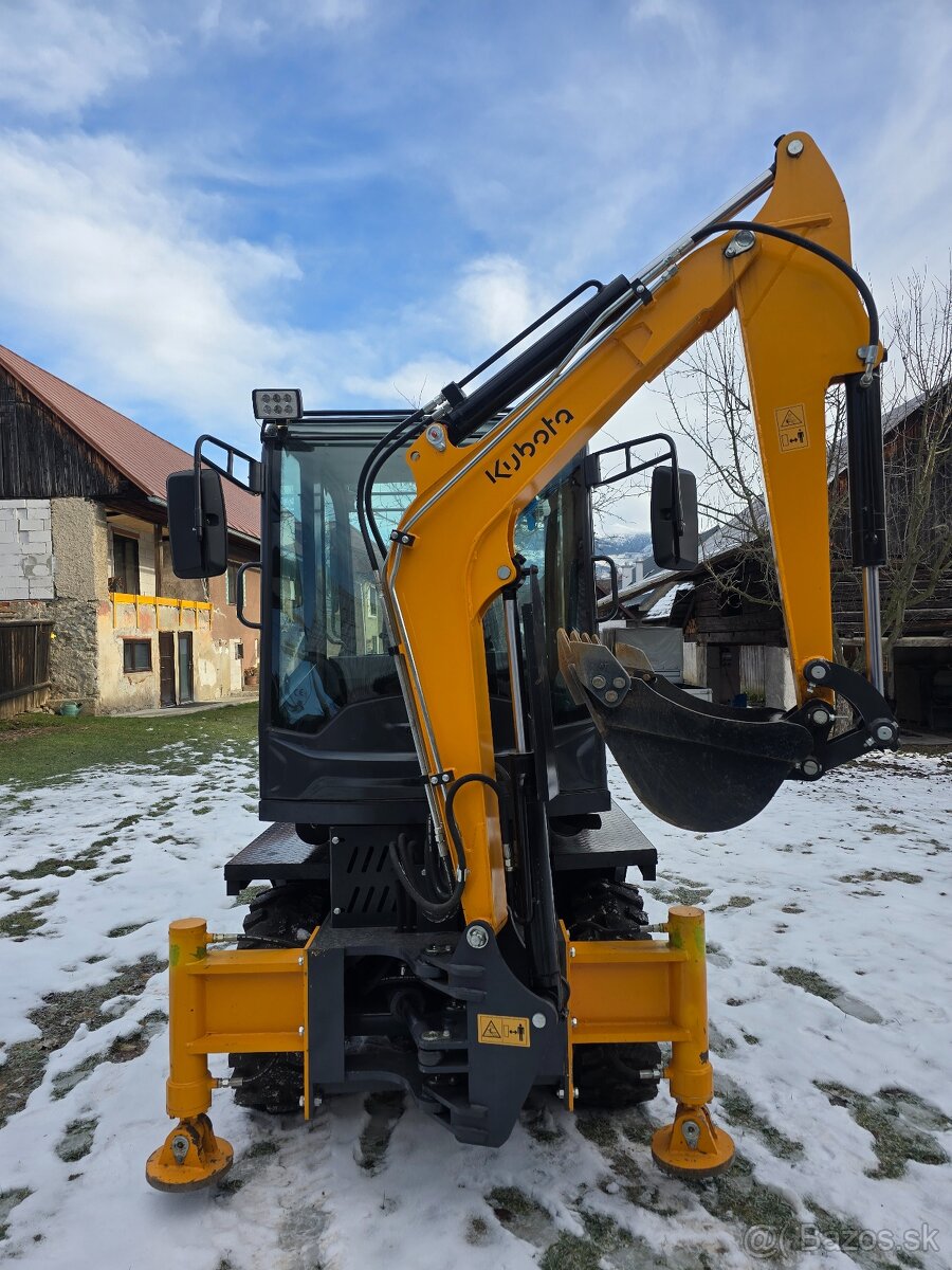 🚜 Predám Nový Kubota RLD35 Bager-Nakladač (Backhoe Loader) - 3