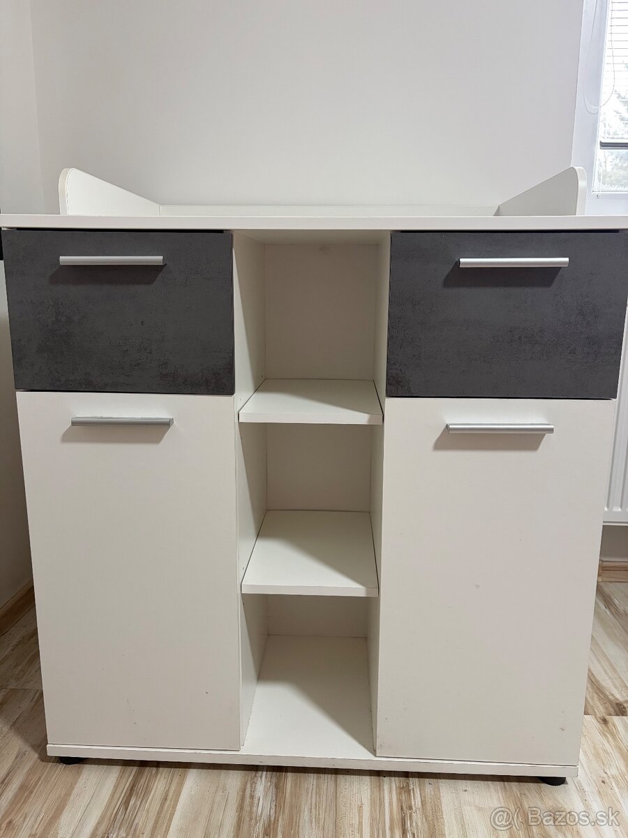 Prebaľovací pult - 3