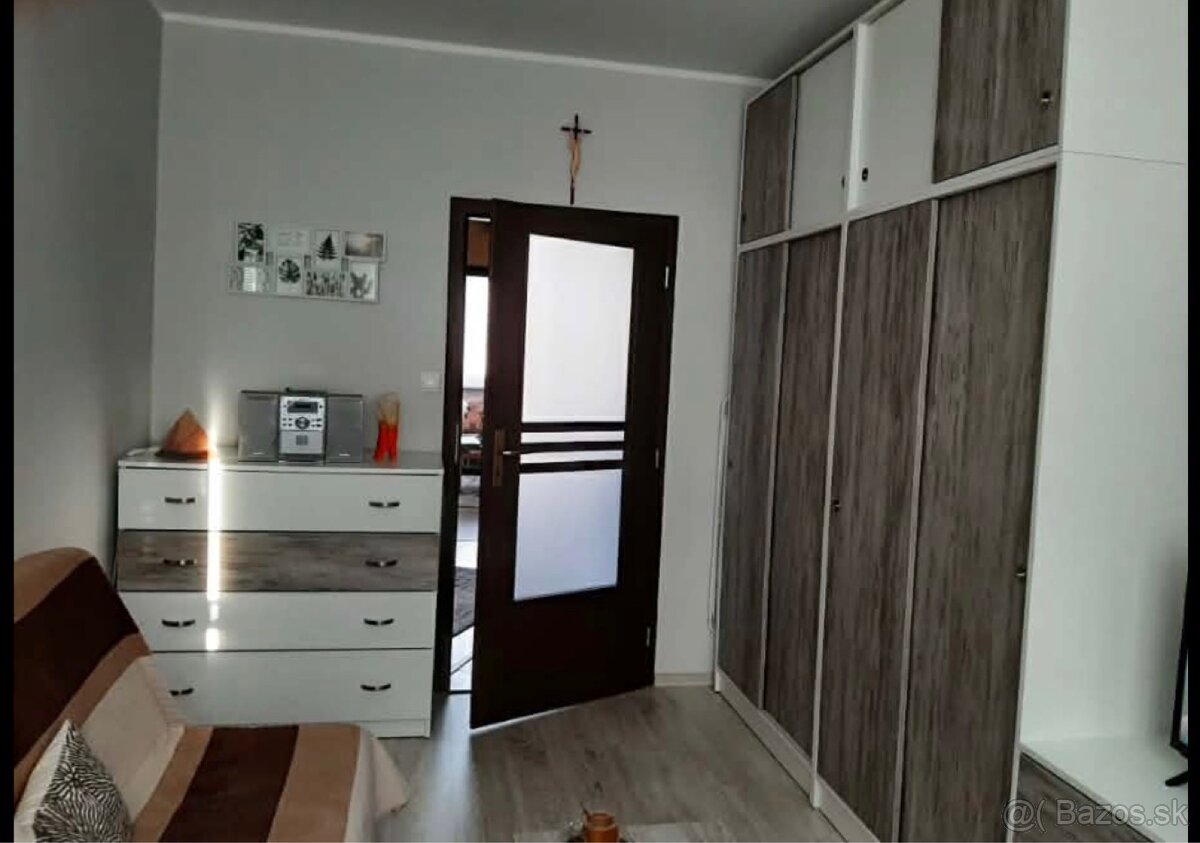 Nábytková zostava - 3