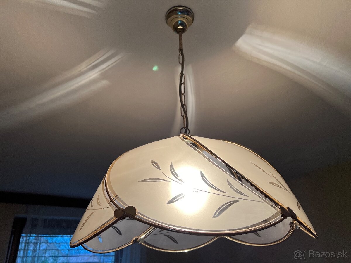 Sklenený luster so zlatým rámom - 3