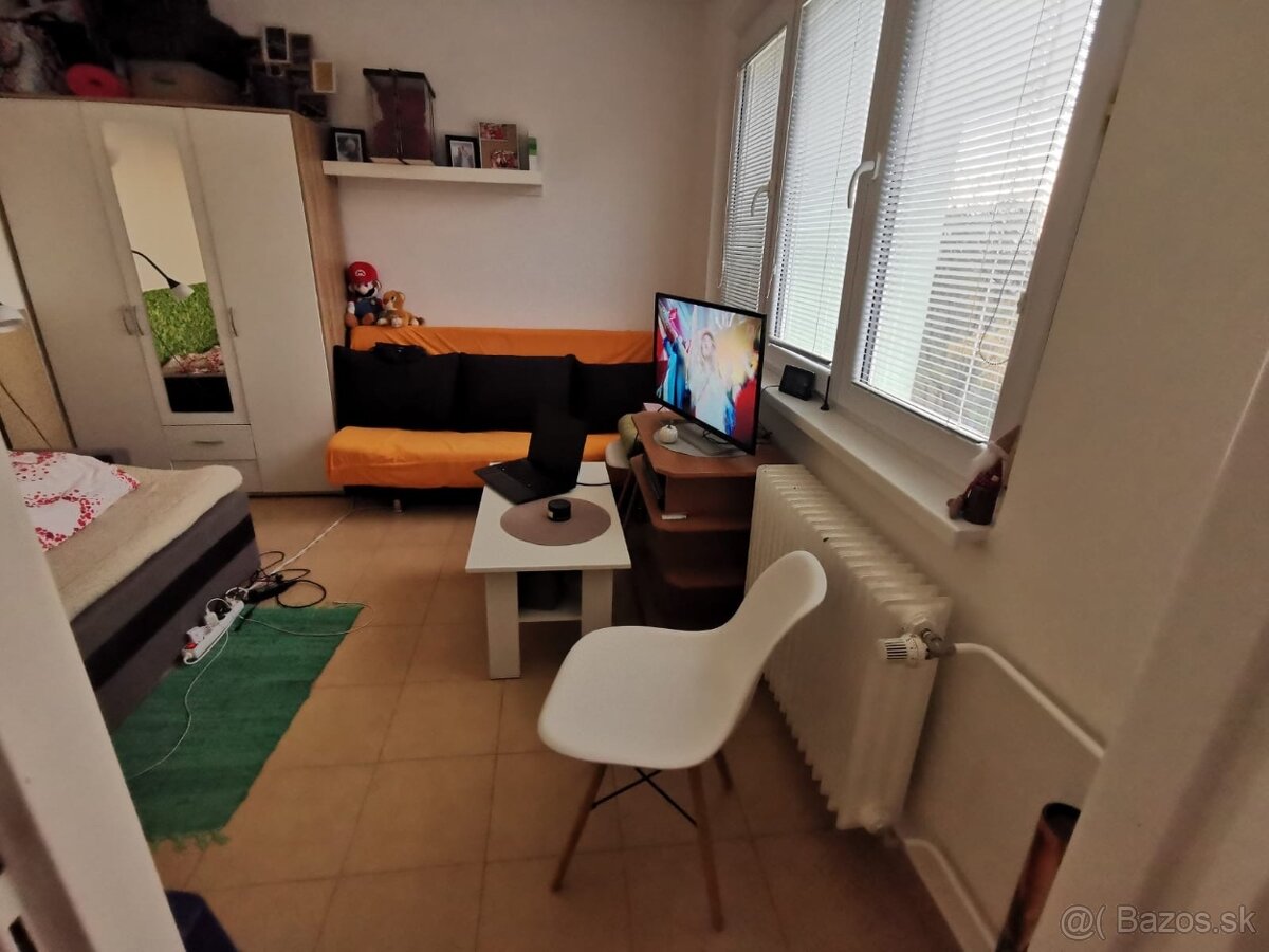 Prenajnájom 1 izbový byt - 3